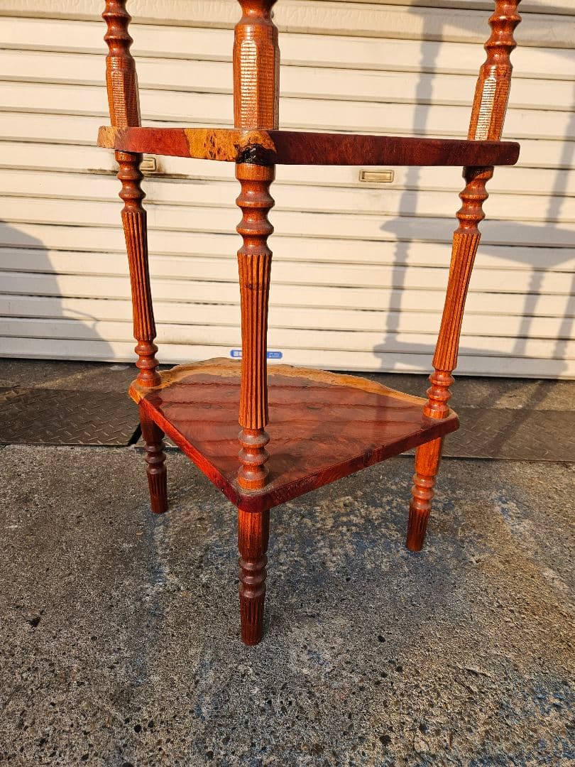 ヴィンテージ 花梨材 三段シェルフ ラック 唐木 飾り棚 花台 玉杢 瘤棚 木製