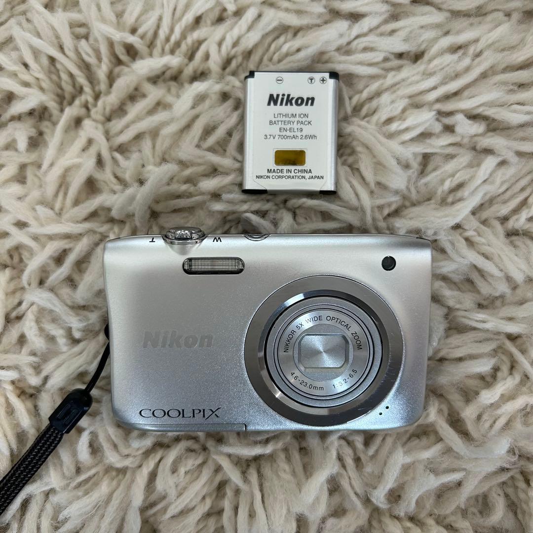 【✨極美品✨】Nikon COOLPIX A100 平成レトロ コンデジ