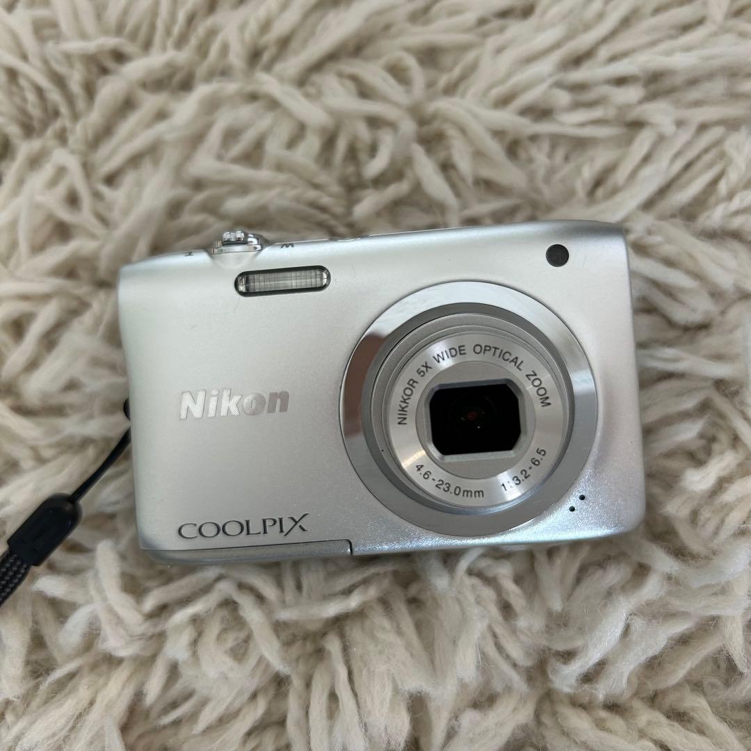 【✨極美品✨】Nikon COOLPIX A100 平成レトロ コンデジ