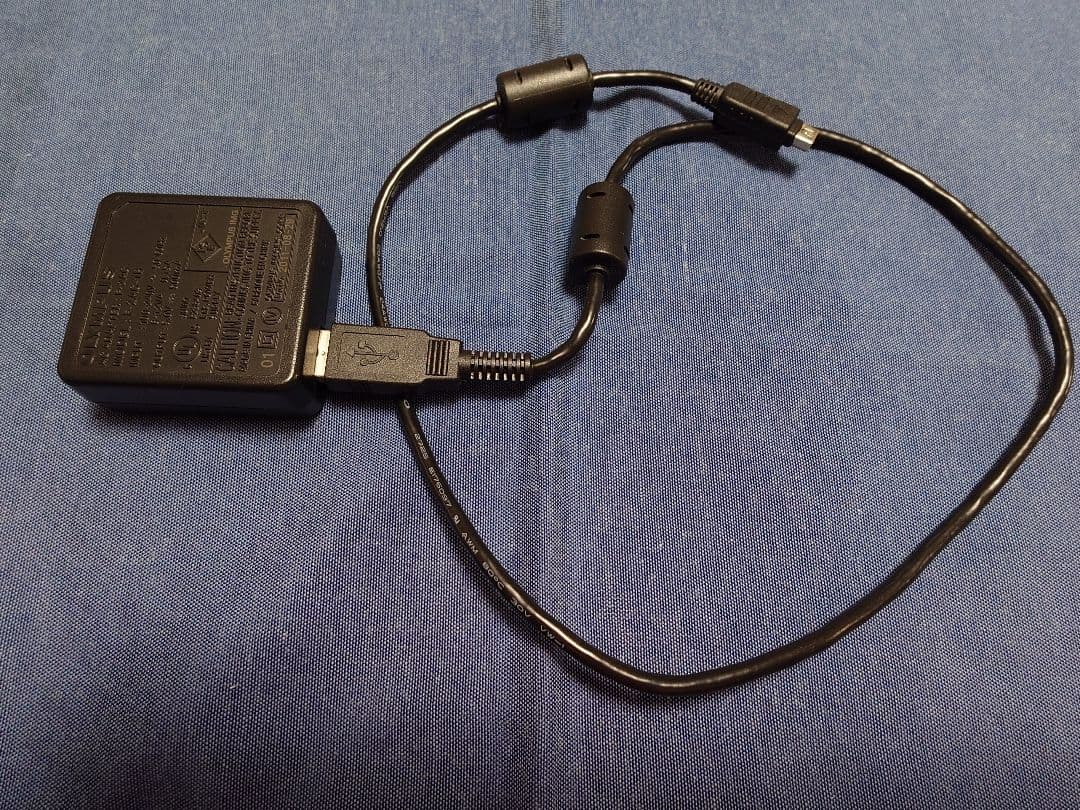 OLYMPUS xz-1 純正充電器付き