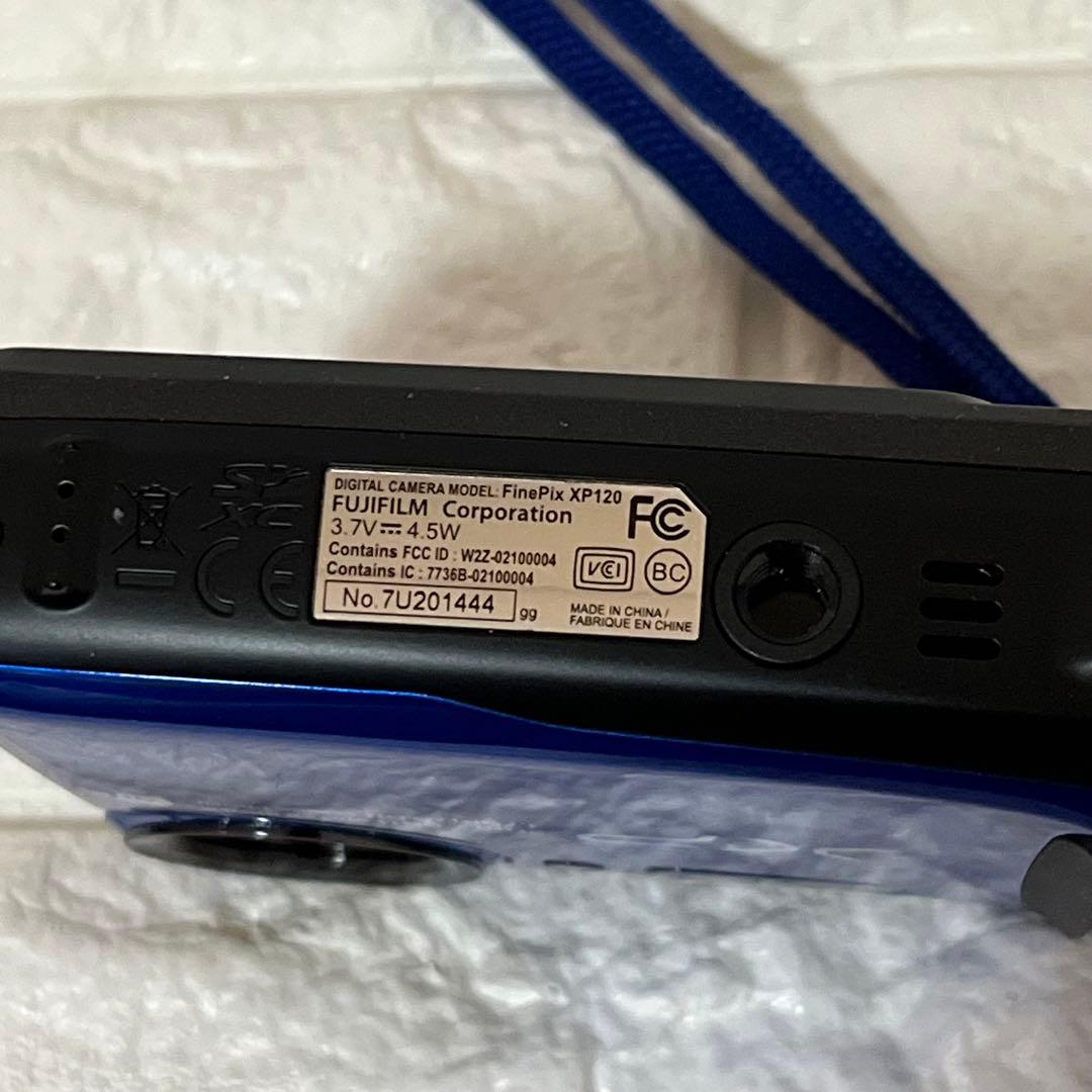 【未使用に近い】FUJIFILM FinePix XP120 防水／防塵対応