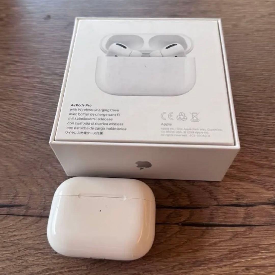 AirPods Pro 本体 充電ケース付き　ジャンク品