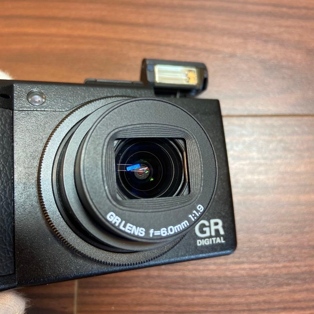RICOH GR DIGITAL Ⅲ デジカメ ほぼ新品 4941