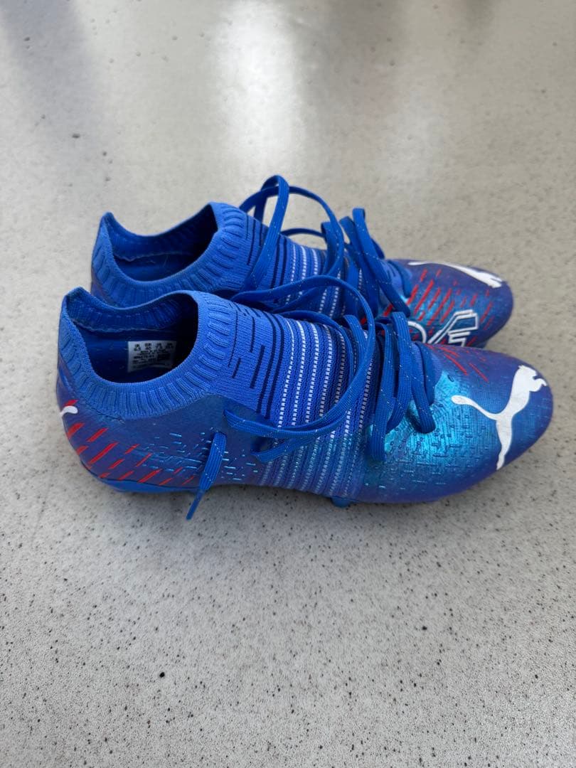 Puma 青 ハイカット サッカーシューズ