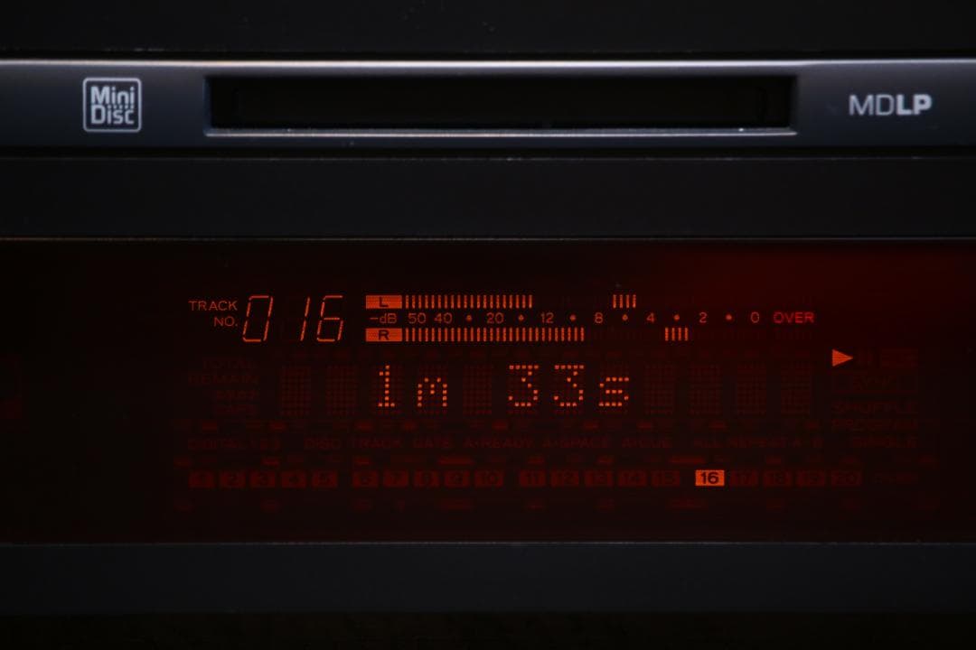 TASCAM MD-350　プロフェッショナル　MDプレーヤー/レコーダー