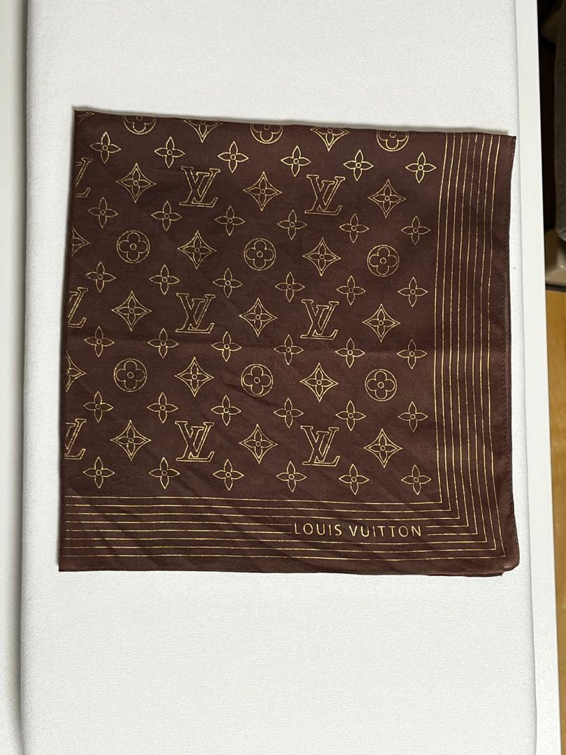 LOUIS VUITTON モノグラム ハンカチ コットン
