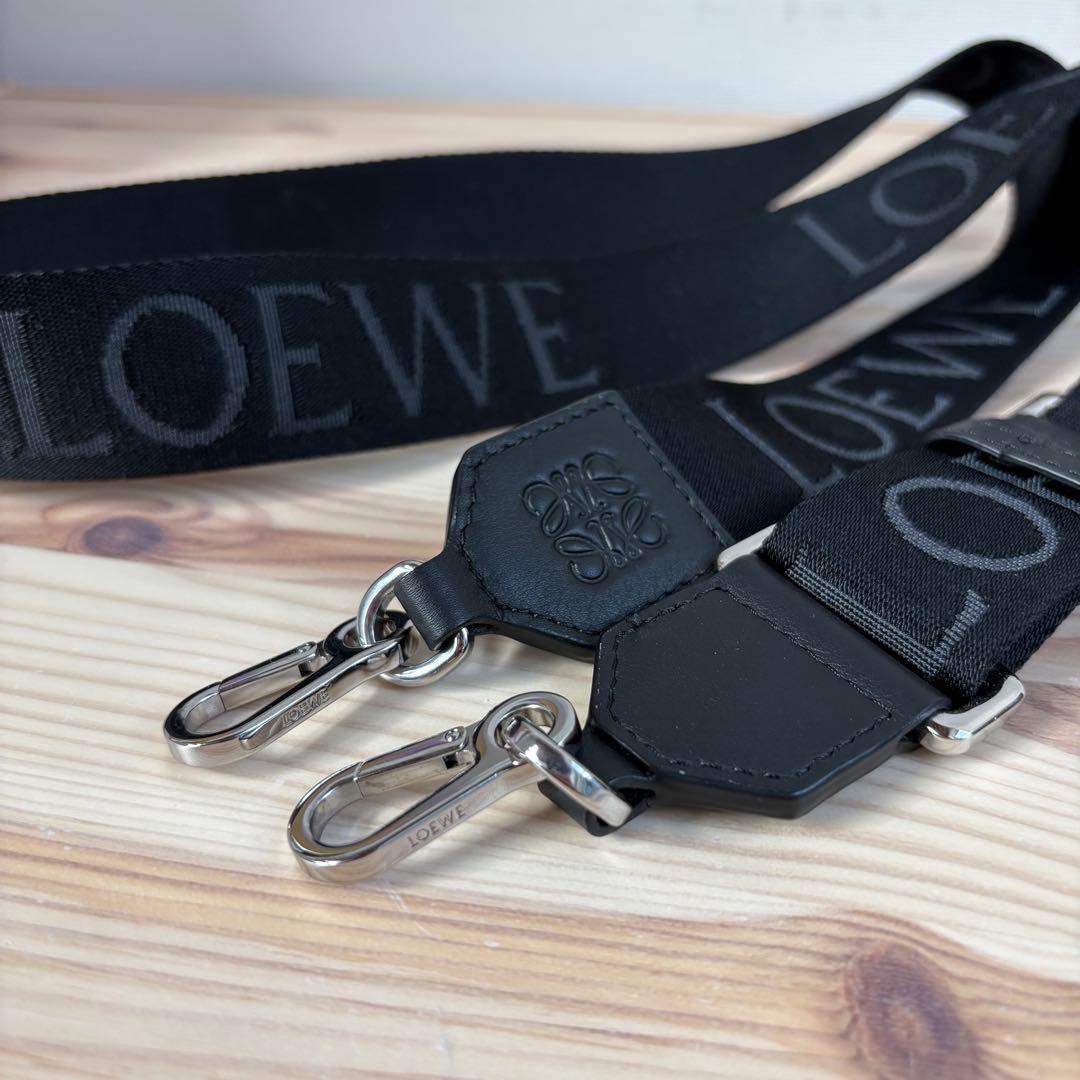 極美　LOEWE　ロエベ　2way クロスボディ　カメラバッグ　ショルダーバッグ