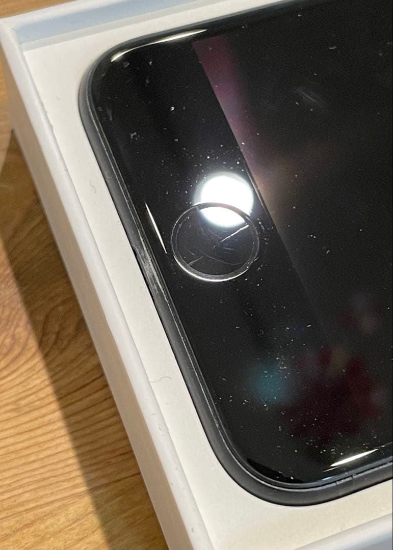 Apple iPhone SE (第2世代) ブラック