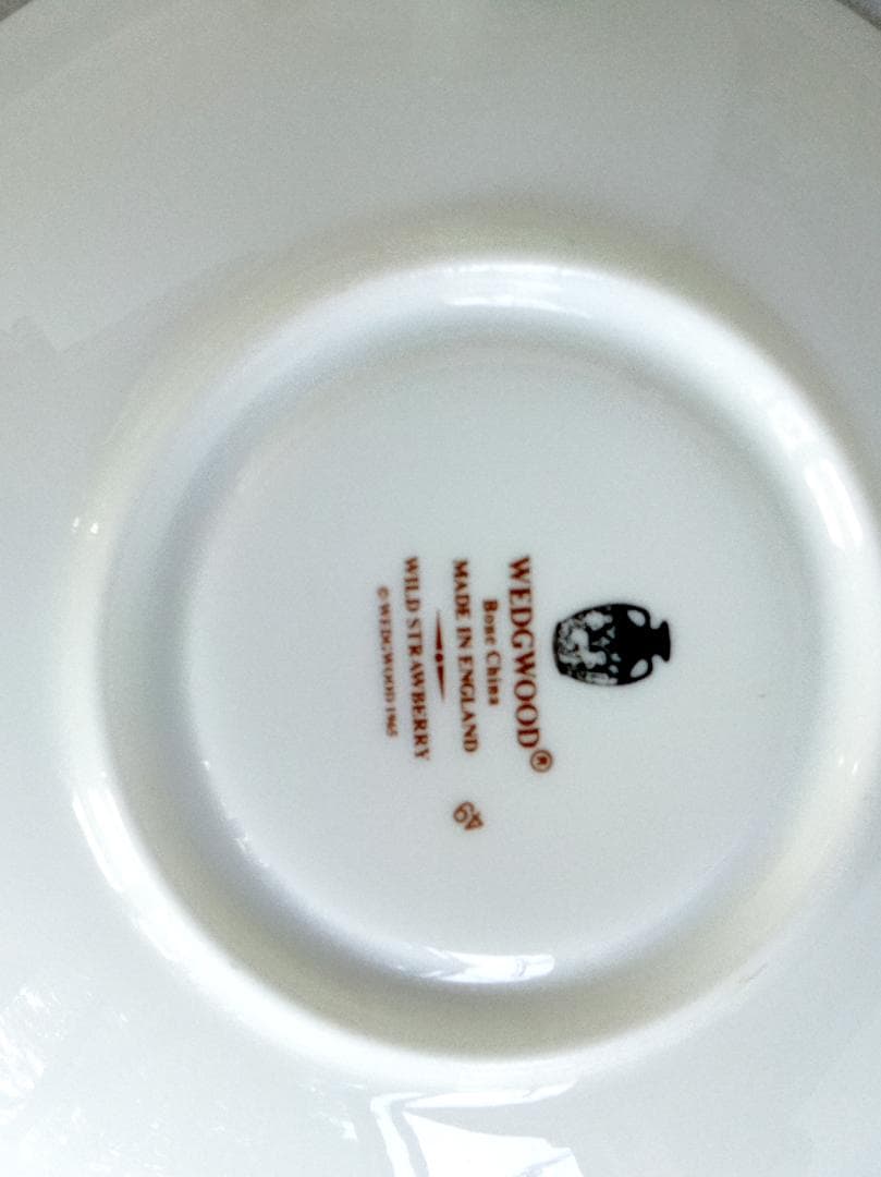 ウエッジウッド　ワイルドストロベリー　皿、紅茶・コーヒー揃い、ポットなど 37点