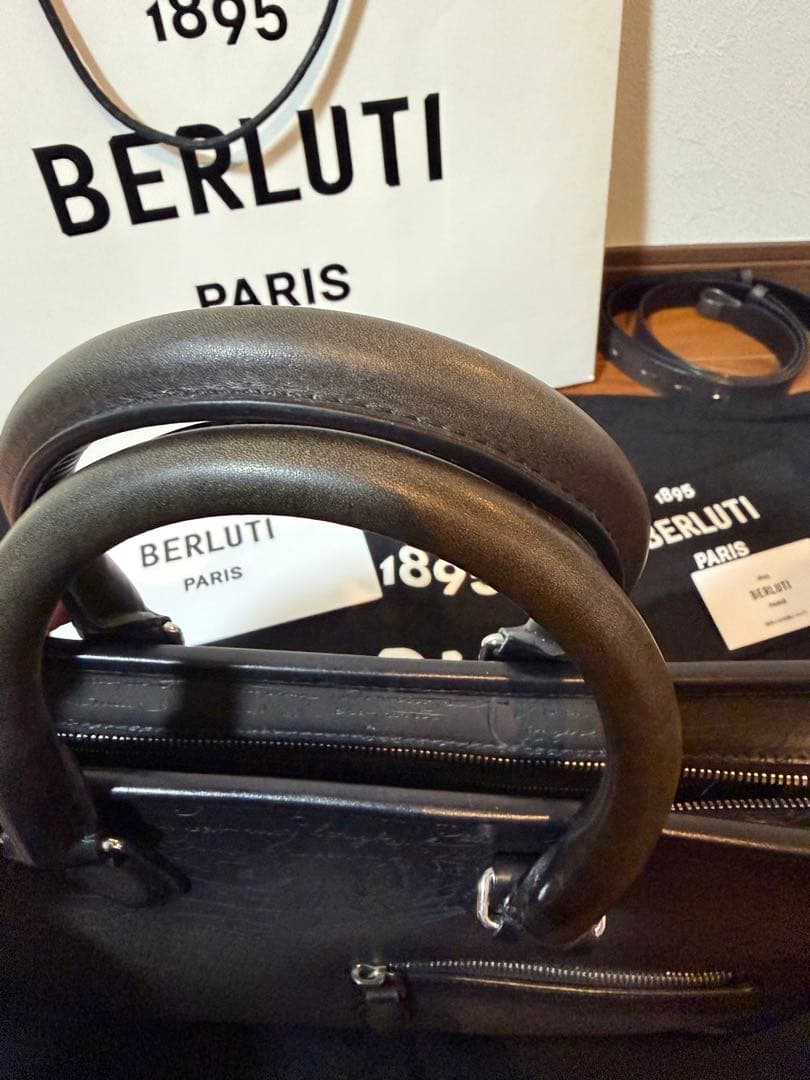 三連休値下　定価62万berlutiベルルッティ アンジュールミニブリーフケース
