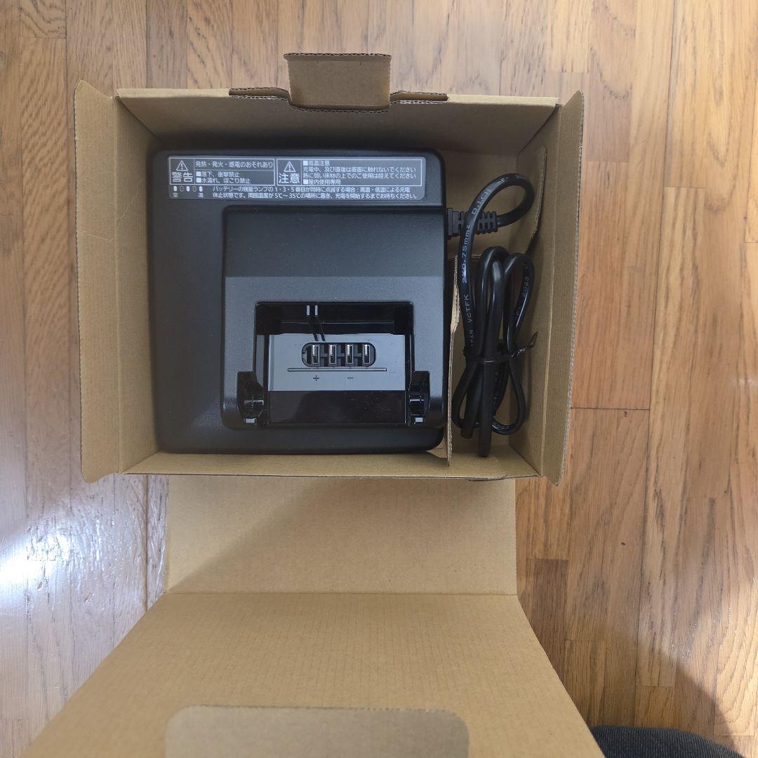 パナソニック　電動自転車用バッテリー充電器　NKJ075Z