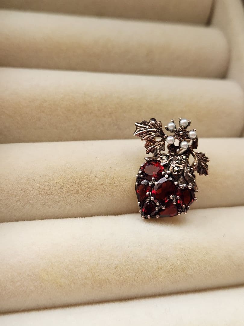 碌山　ガーネット　シルバー　ストロベリー