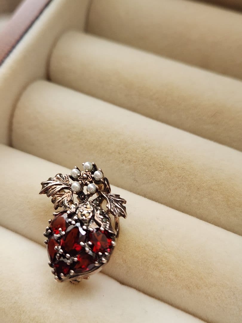 碌山　ガーネット　シルバー　ストロベリー