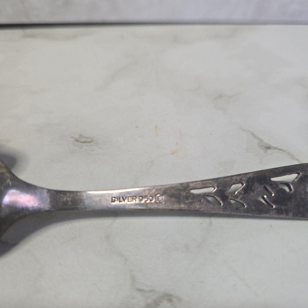 スプーン8本と皿2枚のセット950silver