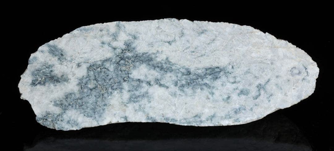 国産天然石 糸魚川産 コン入り青翡翠 原石 鑑賞石 水石 特大7.8kg 美石