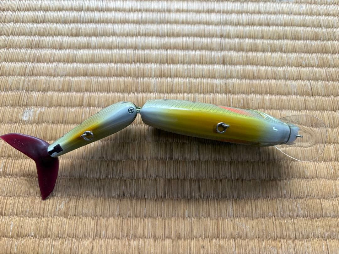 DRT クラッシュナイン　Low usパーチ