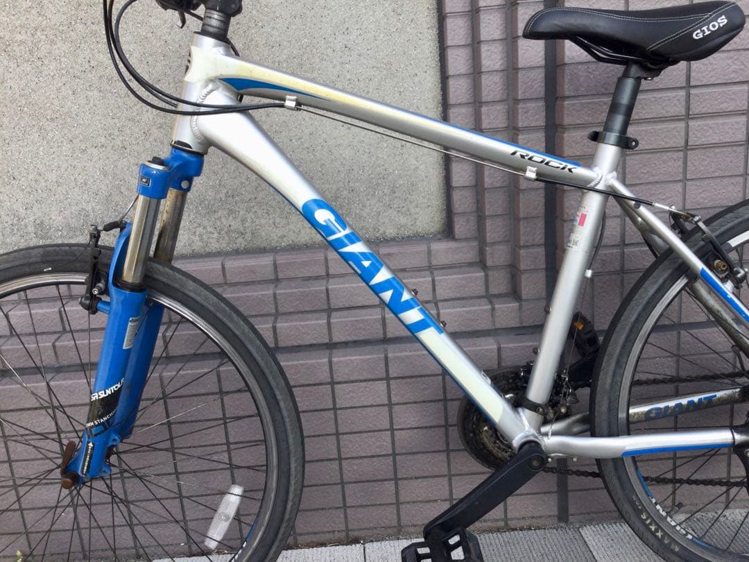GIANT. ROCK マウンテンバイク　M 東京　自転車