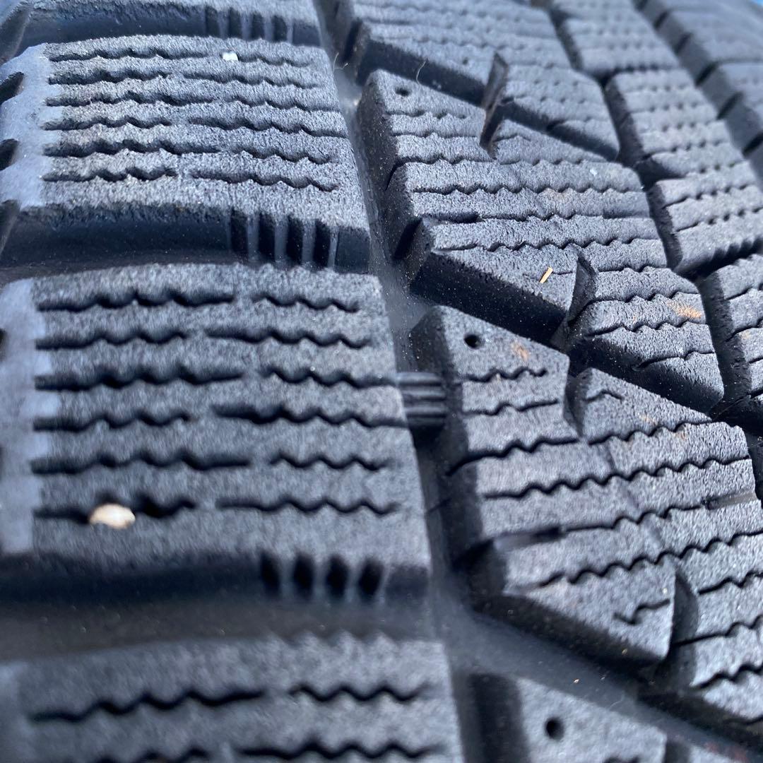 中古溝ありブリヂストンスタッドレスセット185/60R15旧型シエンタ　送料無料