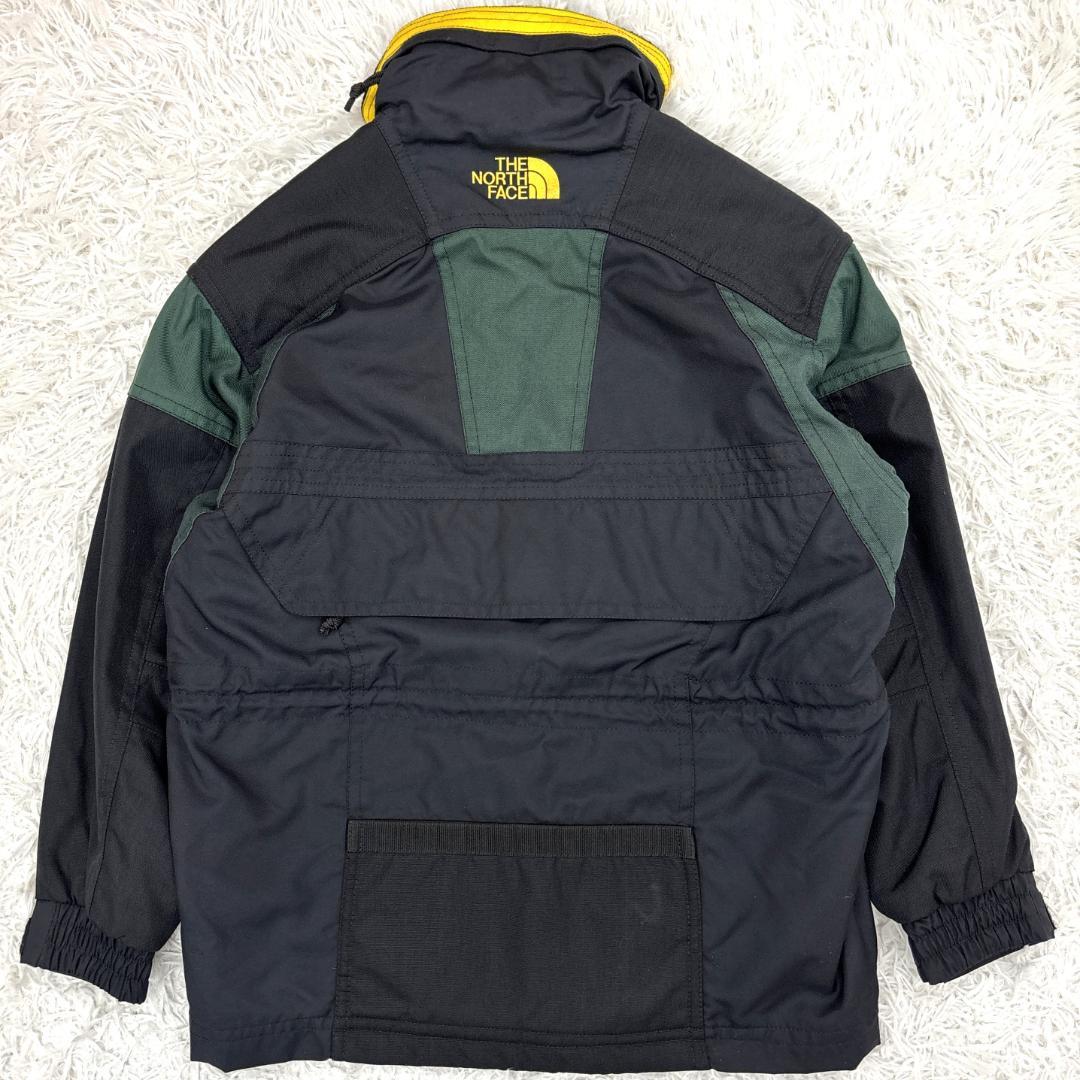 ザノースフェイス　カラーブロックデザイン　スキージャケット　ジャケットタイプ