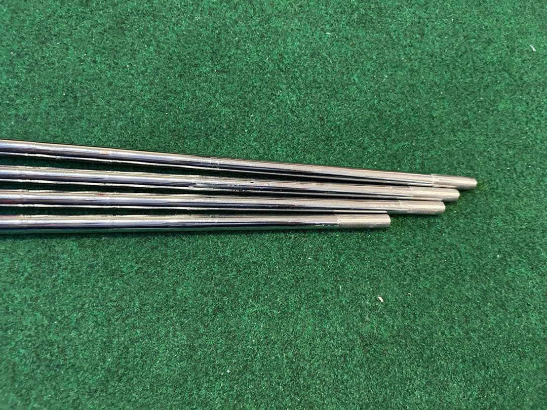 Dynamic Gold Design Tuning シャフト 4本