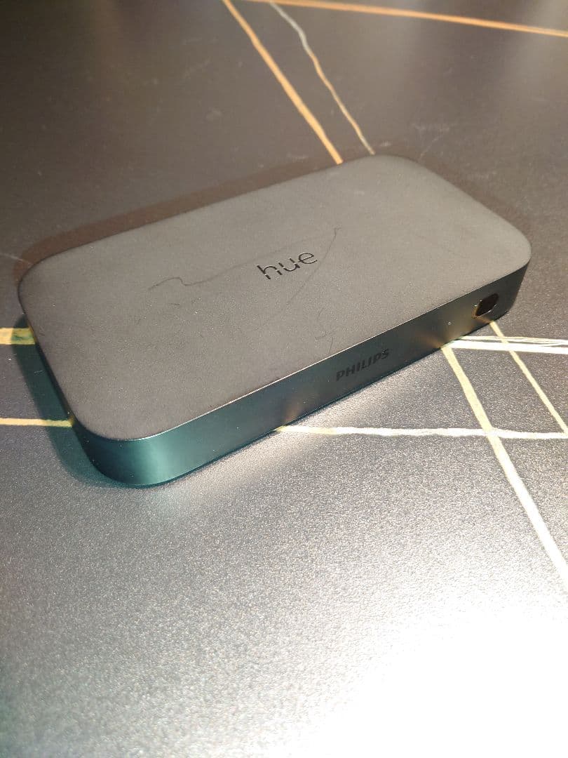 【美品】Philips Hue 【日本正規品】 Hue Sync Box