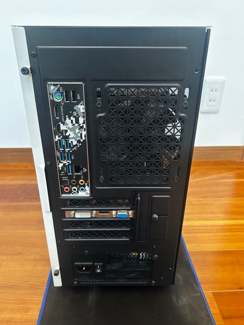 デスクトップPC　3300x Gt710