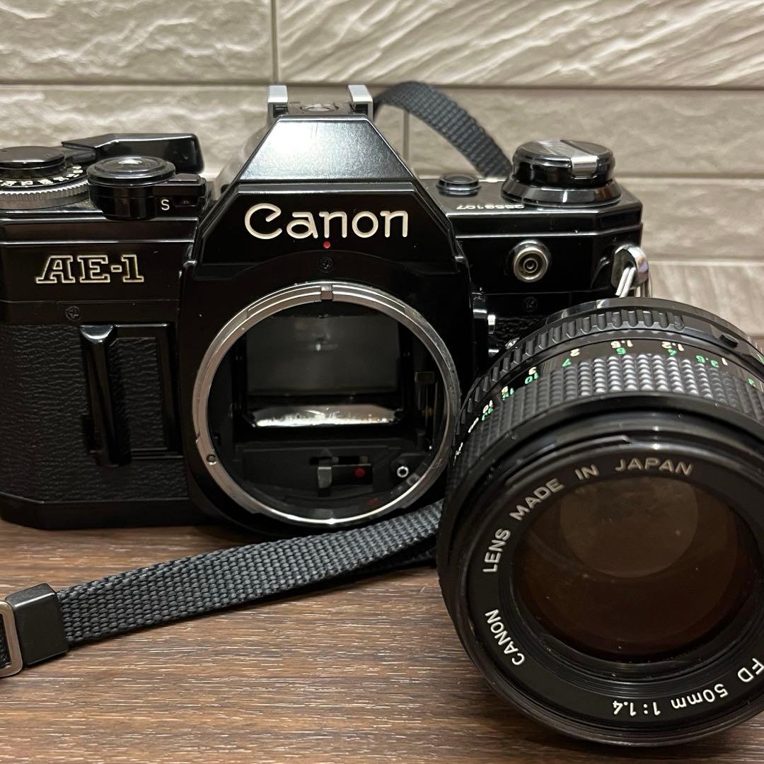 Canon AE-1 フィルムカメラ Lens FD 50mm f/1.8