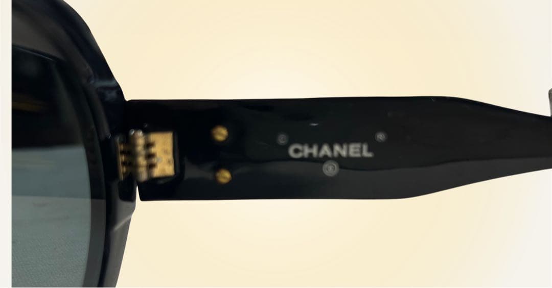 美品✨CHANEL サングラス 黒×金 ラウンド ココマーク 箱付き