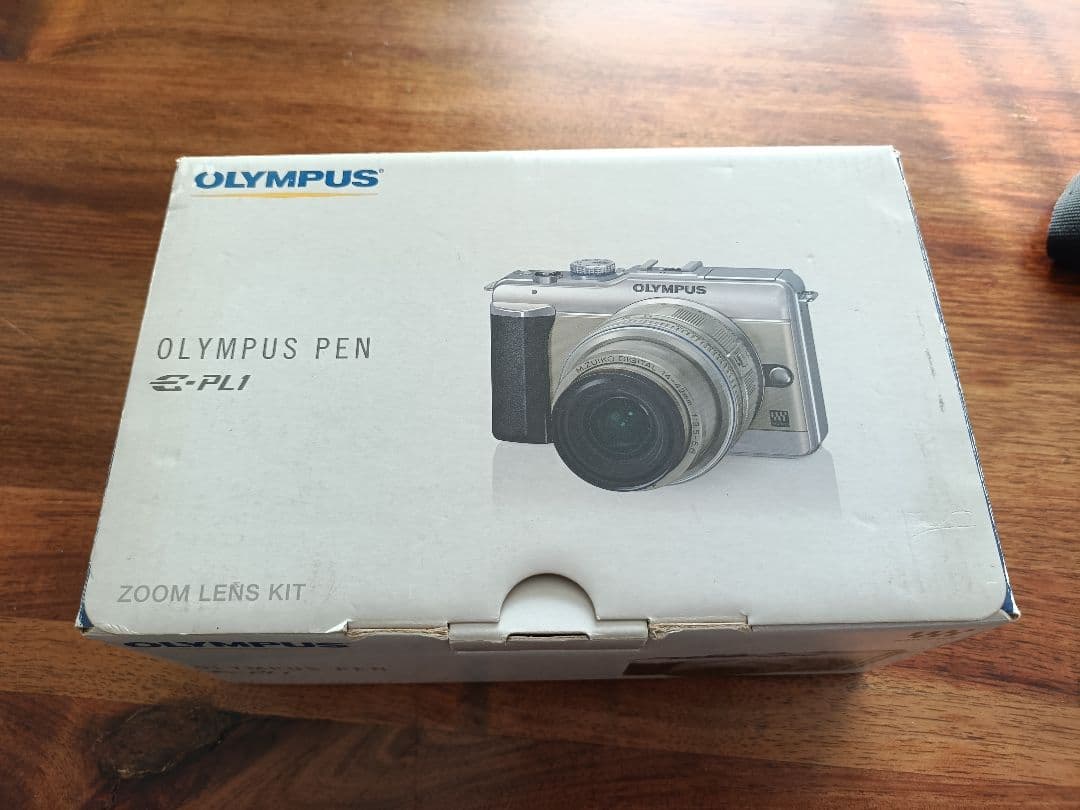 E-PL1 OLYMPUS デジタル一眼レフ ゴールド・シルバー