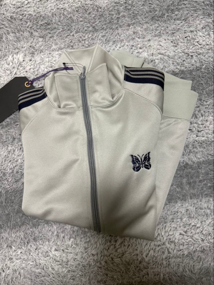 大人気！！Needles トラックジャケット 蝶刺繍 ベージュ タグ付き 正規品