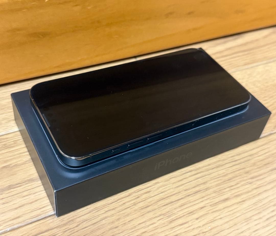 ★iPhone13Pro☆256GB☆ブラック☆バッテリー容量75%★