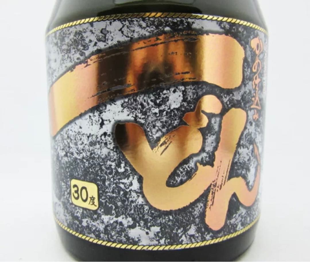 【希少品】一どん化粧箱付1800ml 金ラベル　　　　　村尾　森伊蔵　魔王
