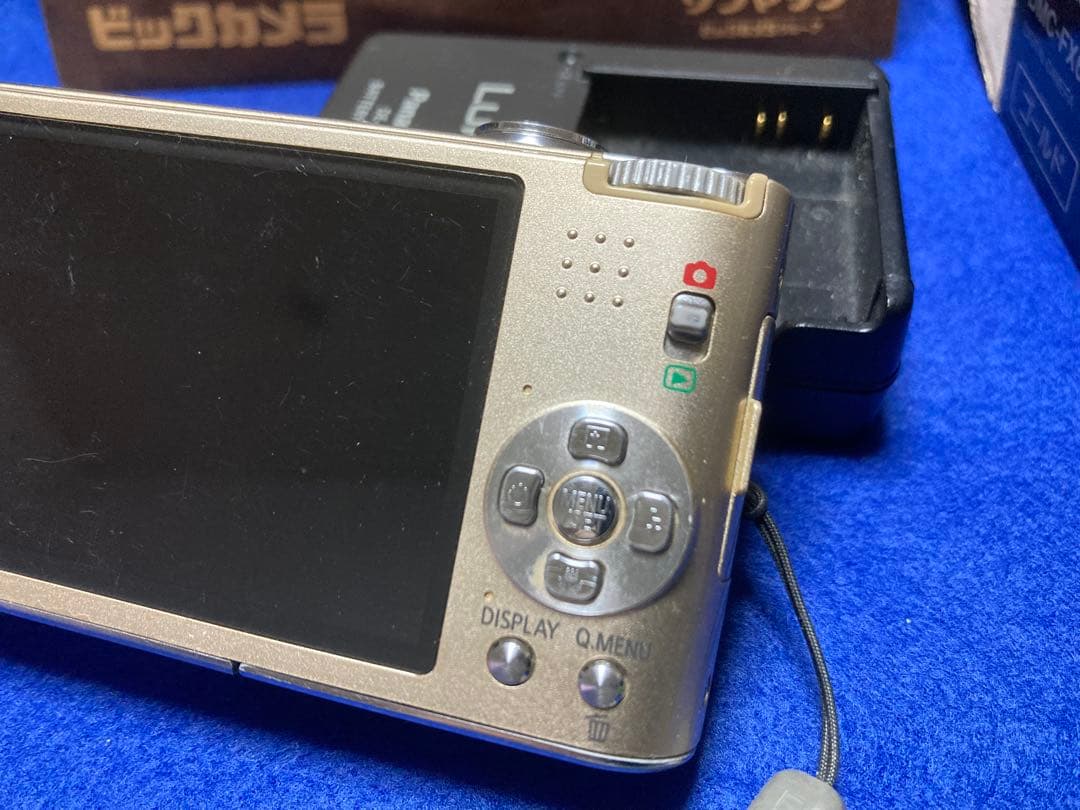 DMCーFX６６　　　１４００万画素　完動品