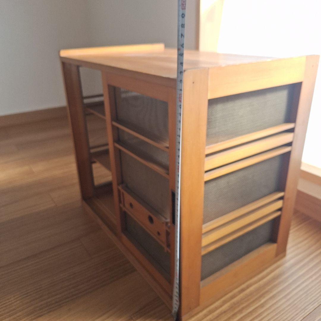 蝿張棚　　レトロ木製食品棚　アンティーク棚　フードストッカー