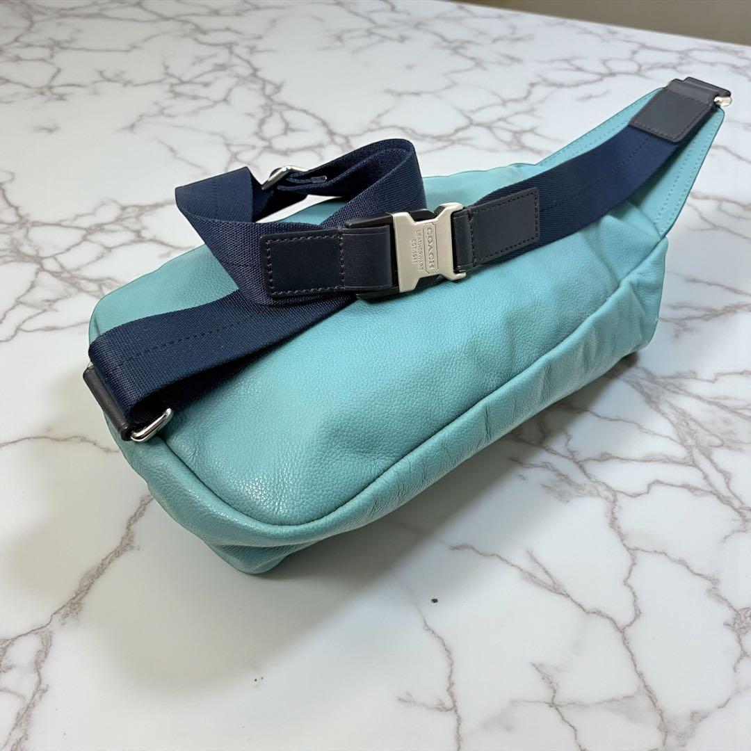 ✨希少色✨コーチ ボディバッグ トンプソン スリングバッグ クロスボディーレザー