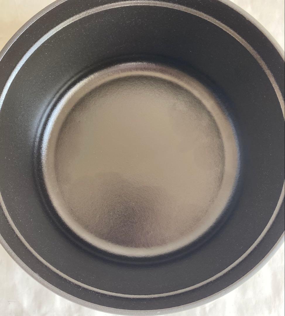 ストウブ　ピコ・ココット ラウンド　 22cm 箱無