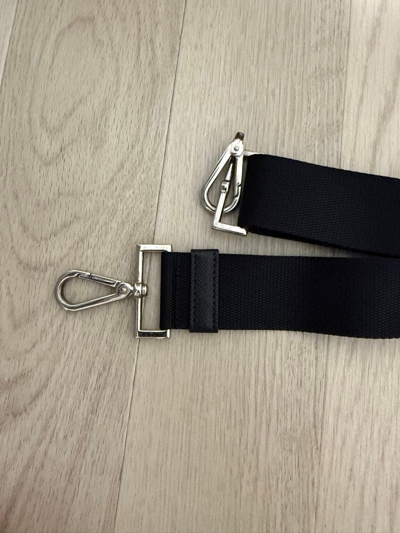 PRADA ナイロンビジネスバッグ