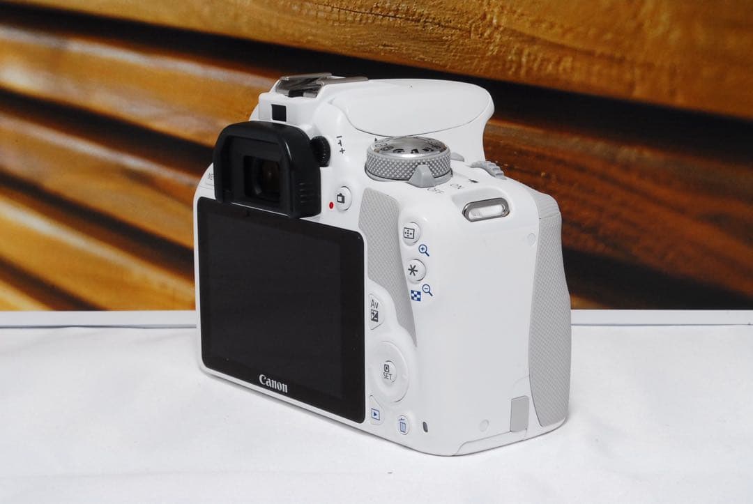 【美品】Canon EOS kiss X7 ホワイト スマホ転送標準レンズキット