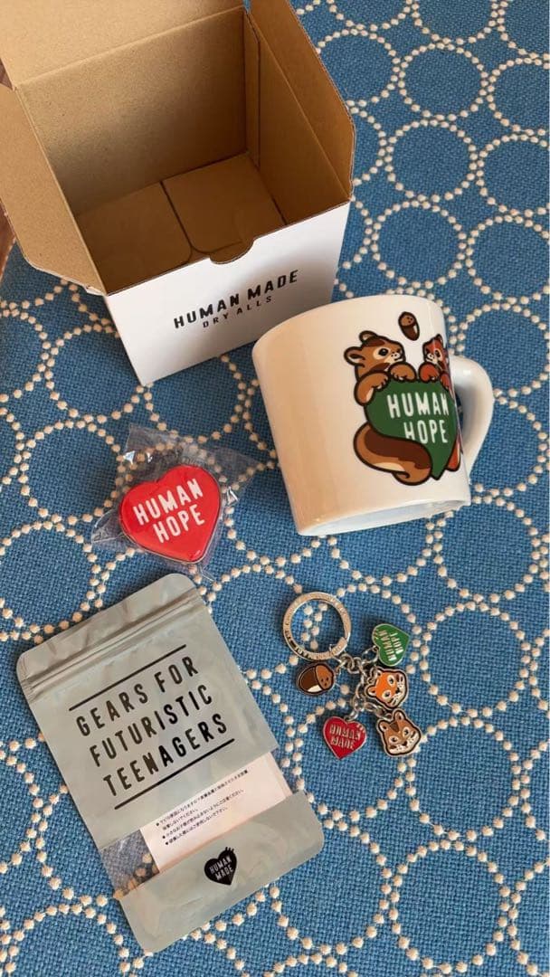 新品 HUMAN HOPE COFFEE MUG+KEY CHARM 2点セット