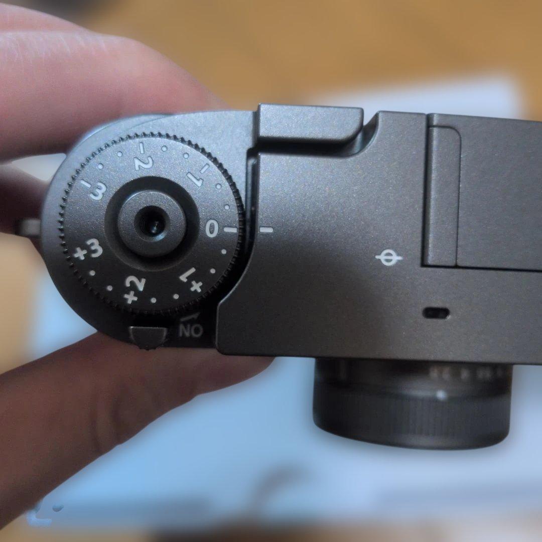 【未使用に近い】FUJIFILM X half チャコールシルバー