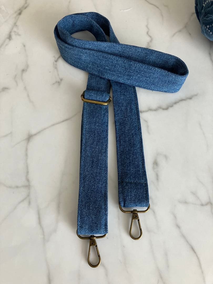 802 ✿ いちご ✿　花柄デニムリメイクバック　ハンドメイド2点