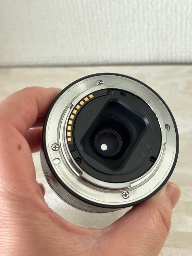 単焦点レンズ ツァイス35mmf2.8 ZA付きソニー ミラーレス一眼 α7c