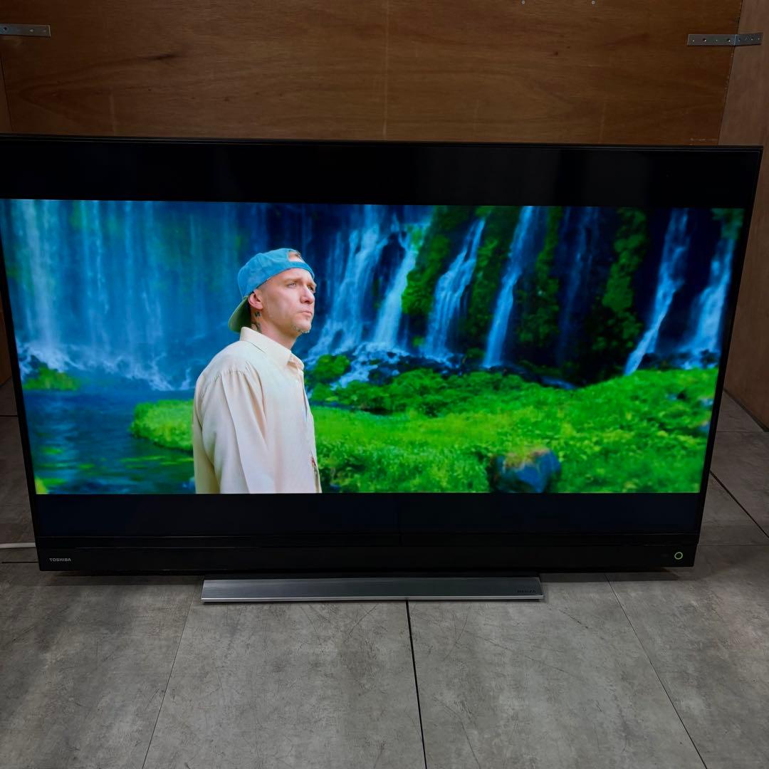 一都三県限定　配送無料　4K液晶テレビ　TOSHIBA 東芝　43インチ