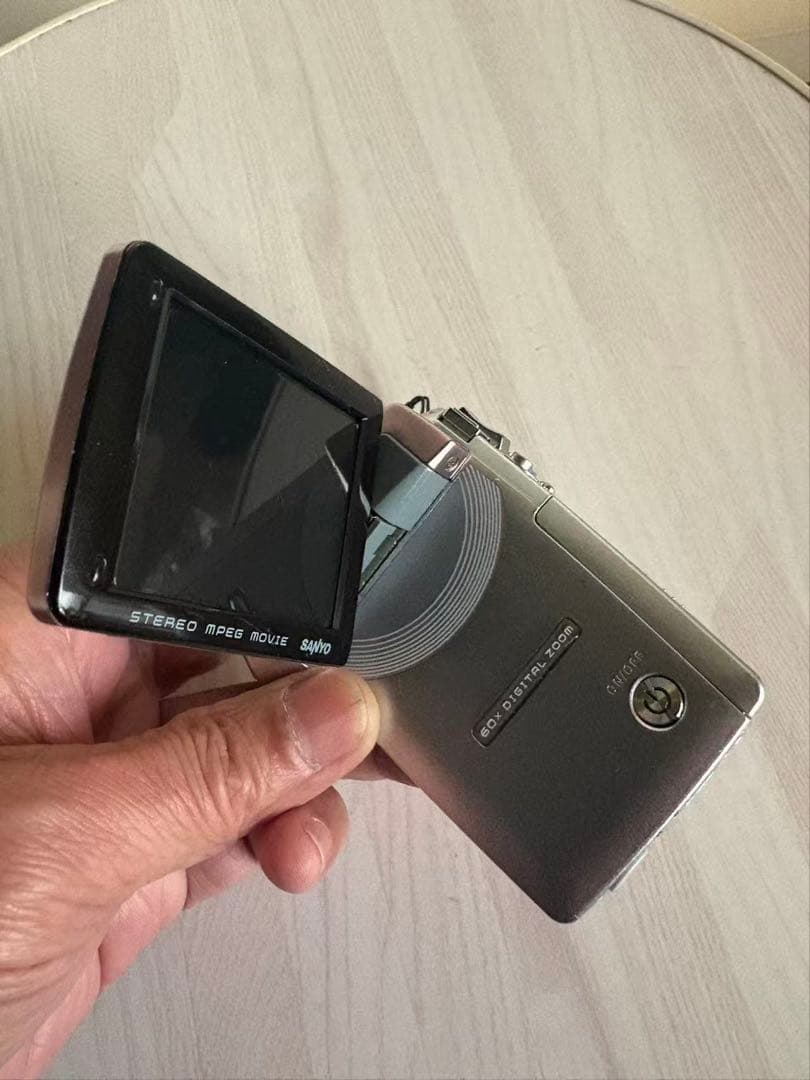 SANYO Xacti DMX-CG6型 デジカメ（美品）