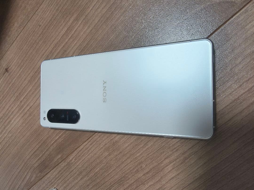 Xperia5Ⅳ エクリュホワイト　動作正常 緑線有