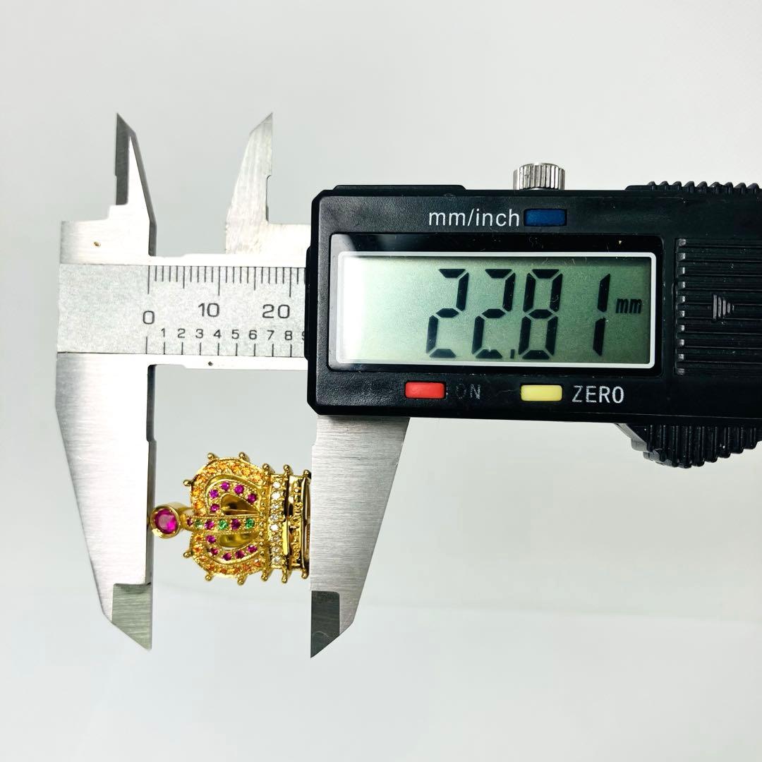 クリスティーナハン 「Peace King-TP」 K18 ダイヤ付王冠ブローチ