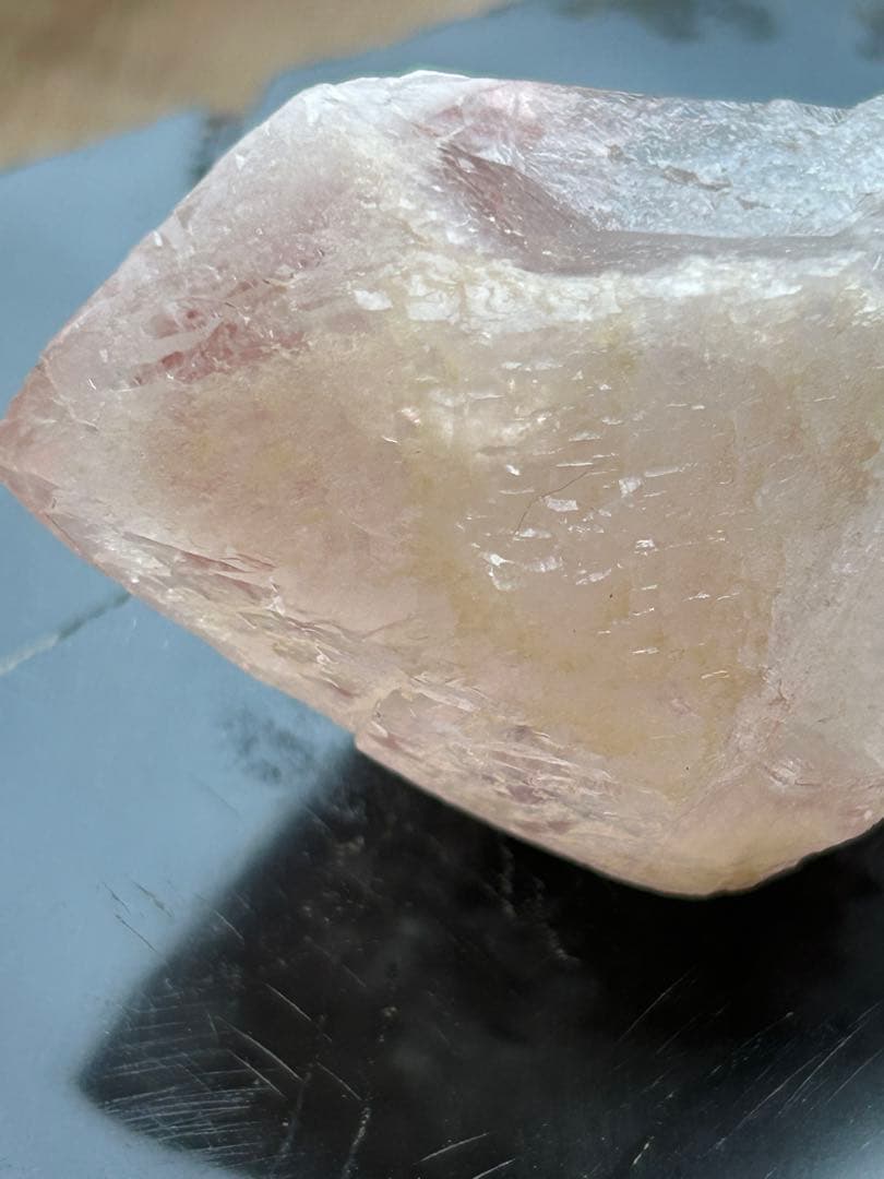 ピンクドリームシルクレムリアン　ブラジル産　 天然石　置物