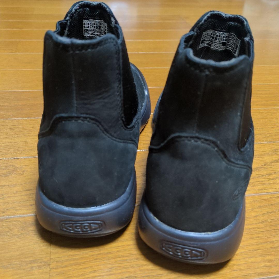 KEEN ブラック サイドゴアブーツ