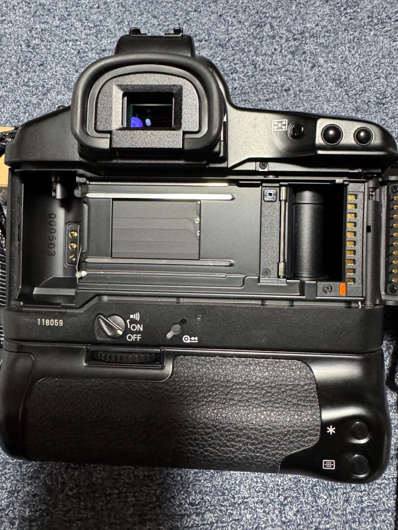 Canon EOS 1 v フィルム一眼レフカメラ