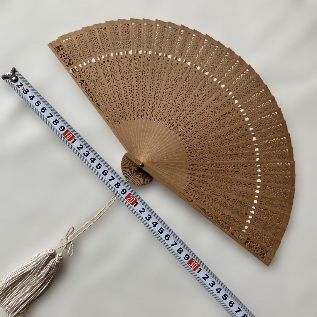 白檀扇　白檀扇子　透かし彫り　桐箱入り　ヴィンテージ　レア　昭和